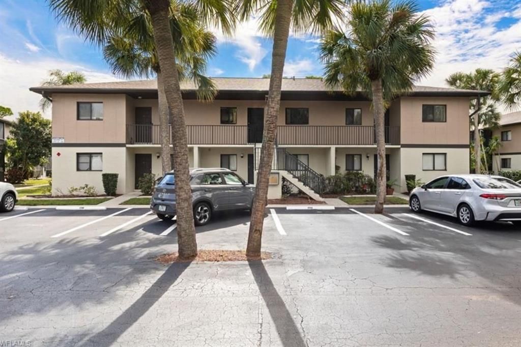 Recently Sold: $115,000 (2 beds, 1 baths, 812 Square Feet)