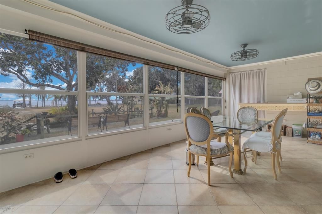 For Sale: $859,900 (3 beds, 3 baths, 2064 Square Feet)
