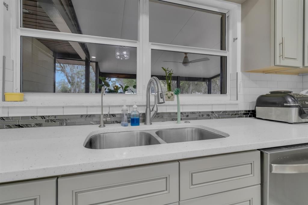 For Sale: $859,900 (3 beds, 3 baths, 2064 Square Feet)