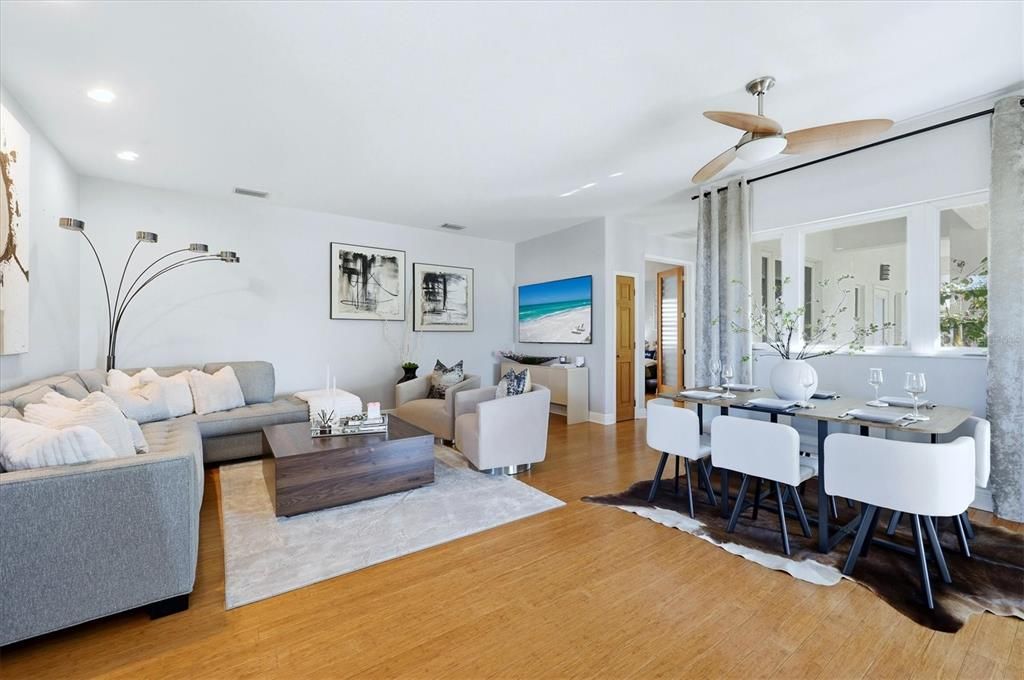 En Venta: $1,150,000 (3 camas, 2 baños, 2800 Pies cuadrados)
