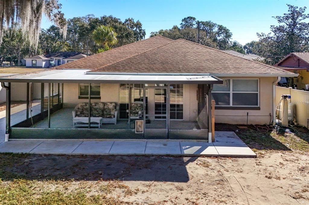 For Sale: $524,000 (4 beds, 2 baths, 1833 Square Feet)