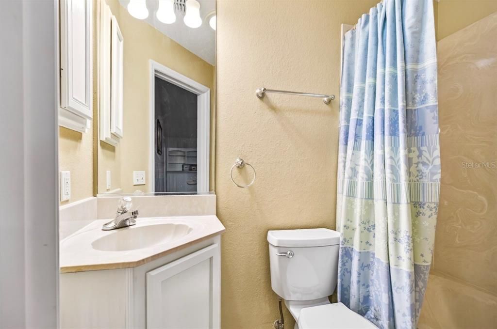 For Sale: $524,000 (4 beds, 2 baths, 1833 Square Feet)