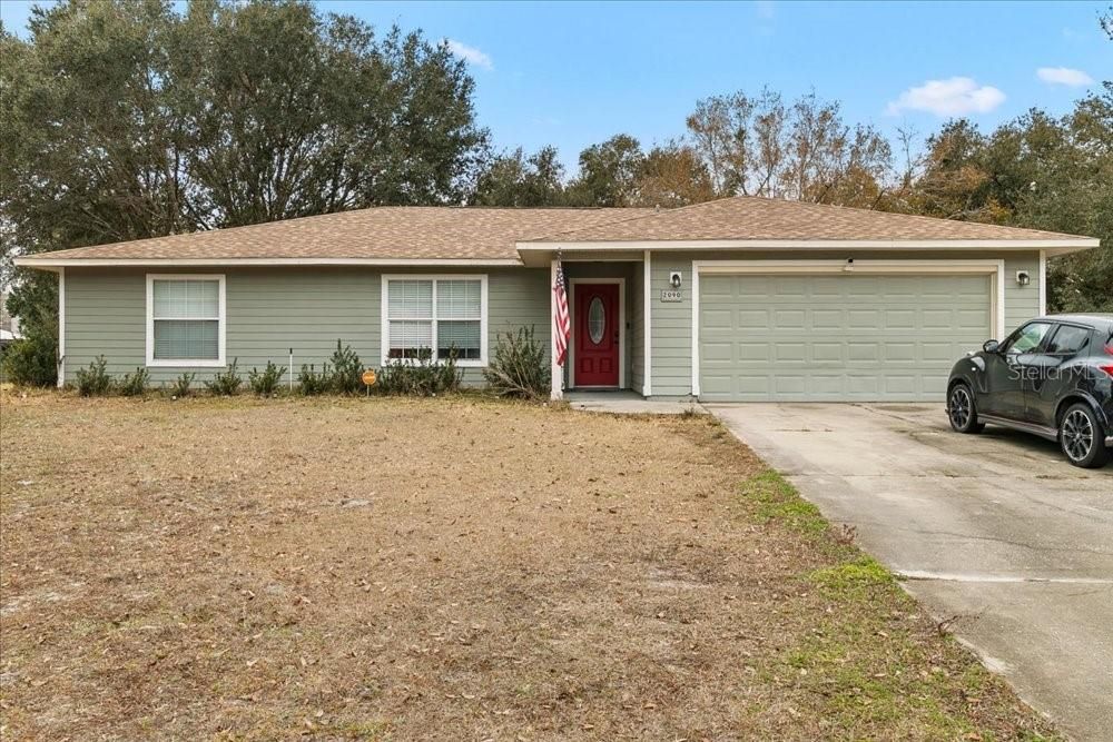 Active With Contract: $325,000 (3 beds, 2 baths, 1470 Square Feet)