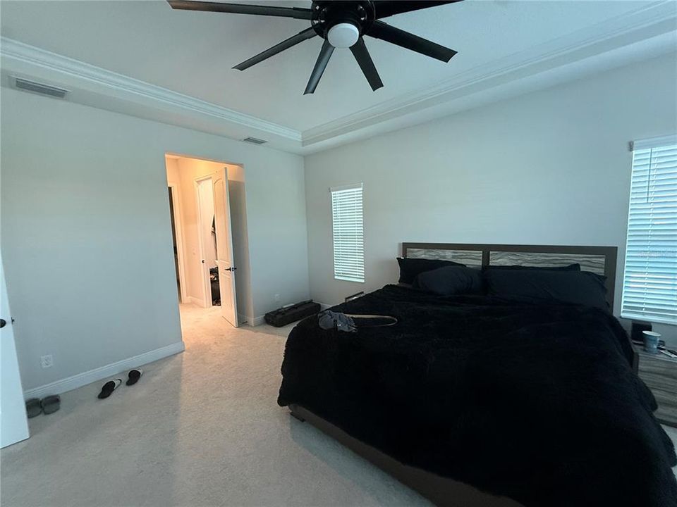 En Venta: $829,900 (5 camas, 4 baños, 3138 Pies cuadrados)