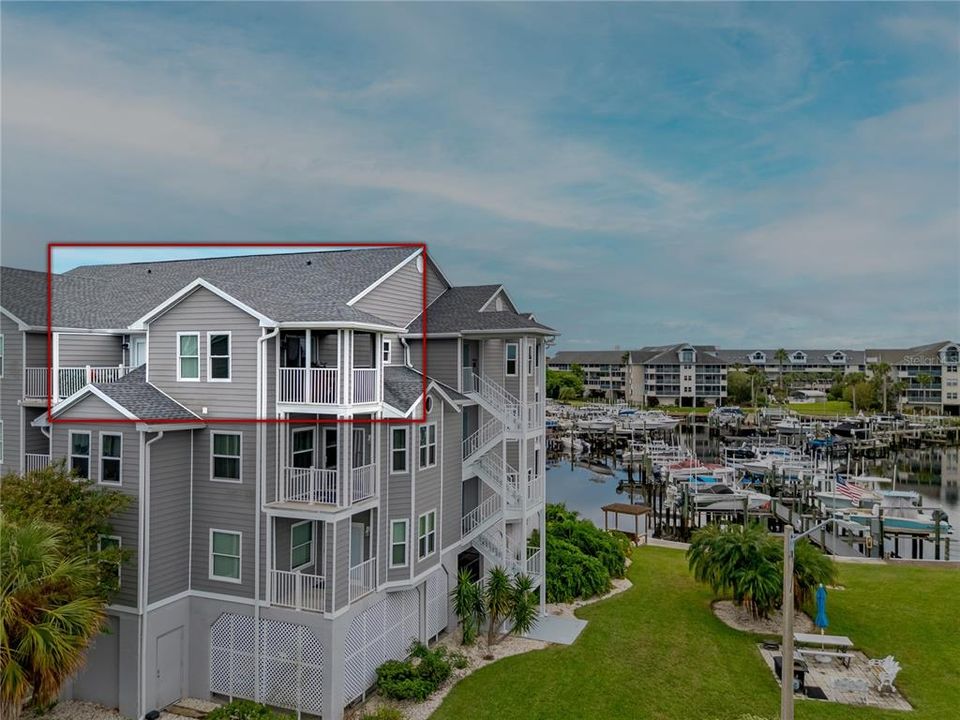 For Sale: $213,500 (1 beds, 1 baths, 680 Square Feet)