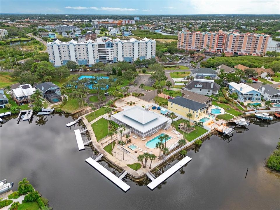 For Sale: $213,500 (1 beds, 1 baths, 680 Square Feet)