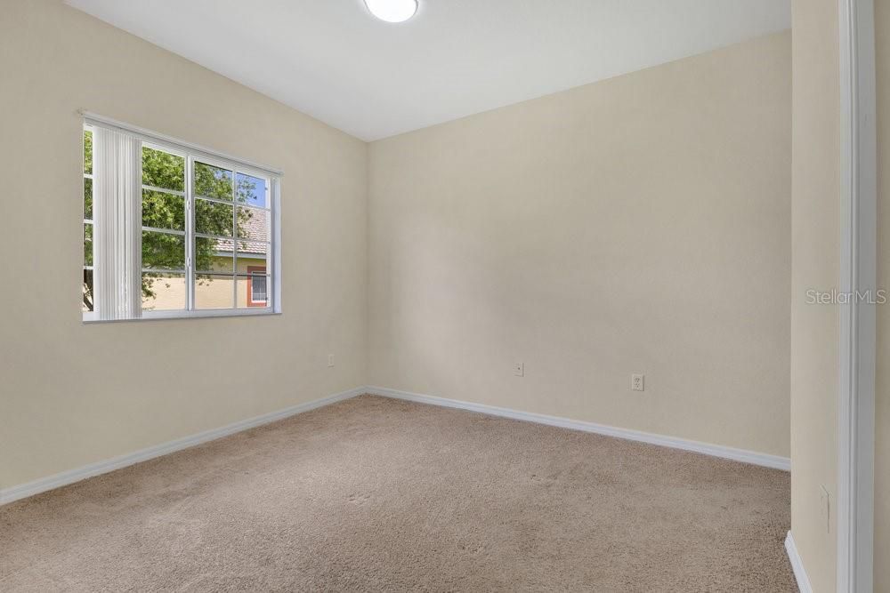 For Sale: $130,000 (2 beds, 2 baths, 812 Square Feet)