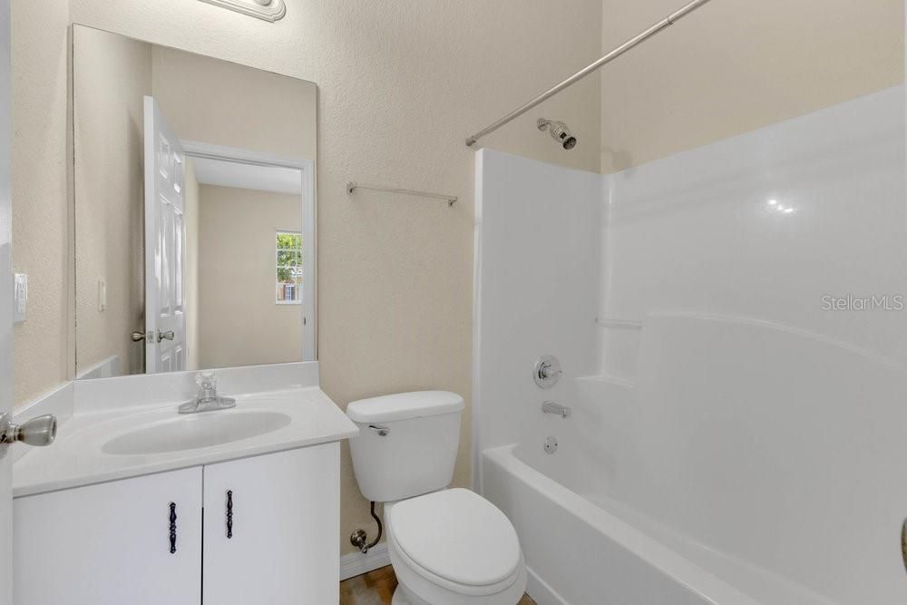 For Sale: $130,000 (2 beds, 2 baths, 812 Square Feet)