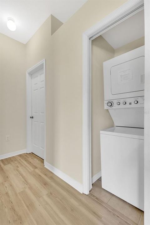 For Sale: $130,000 (2 beds, 2 baths, 812 Square Feet)