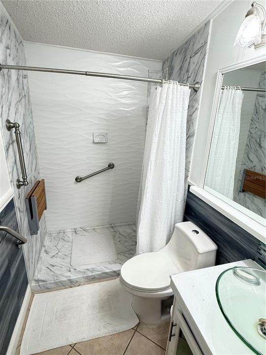 На продажу: $245,000 (2 спален, 2 ванн, 1568 Квадратных фут)