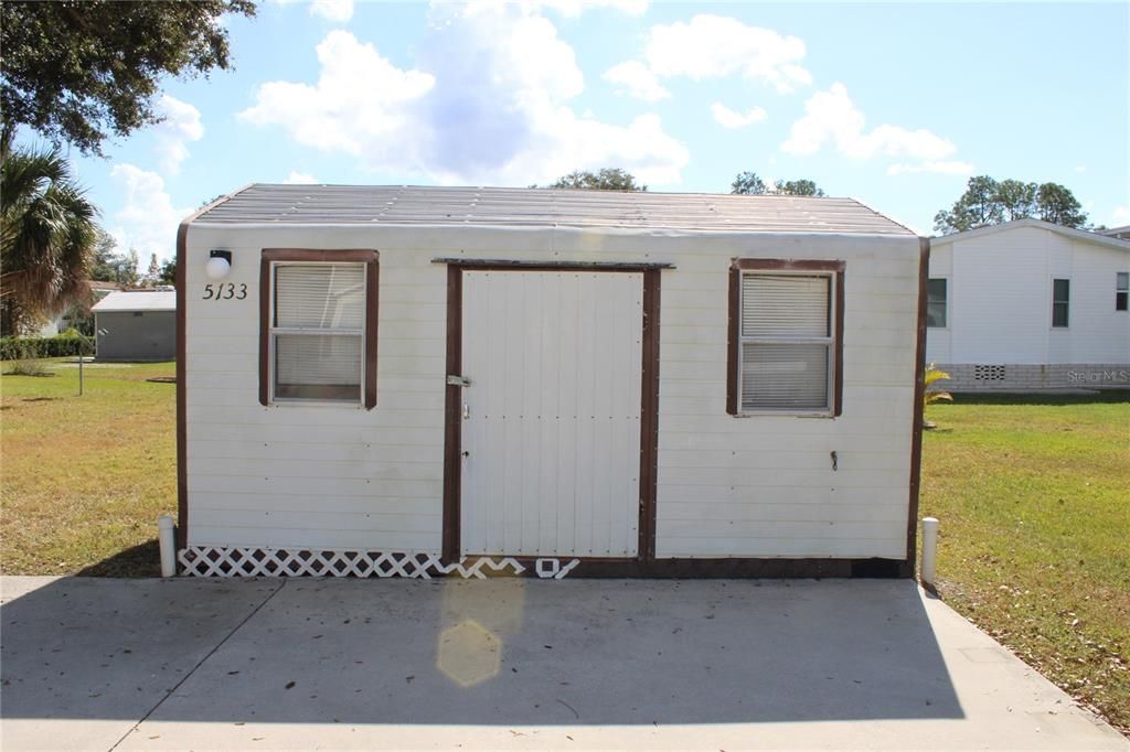 На продажу: $75,000 (0.13 acres)