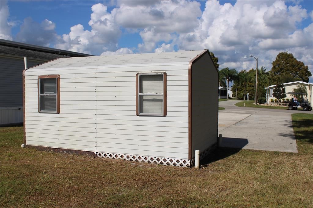 На продажу: $75,000 (0.13 acres)