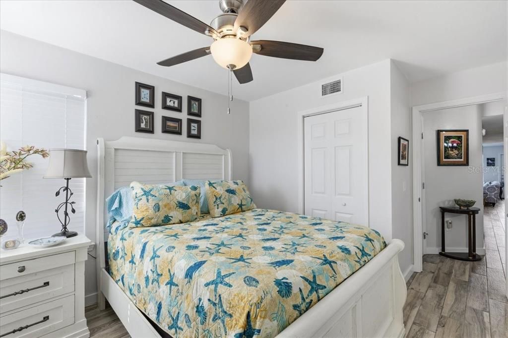 En Venta: $369,900 (2 camas, 2 baños, 1038 Pies cuadrados)