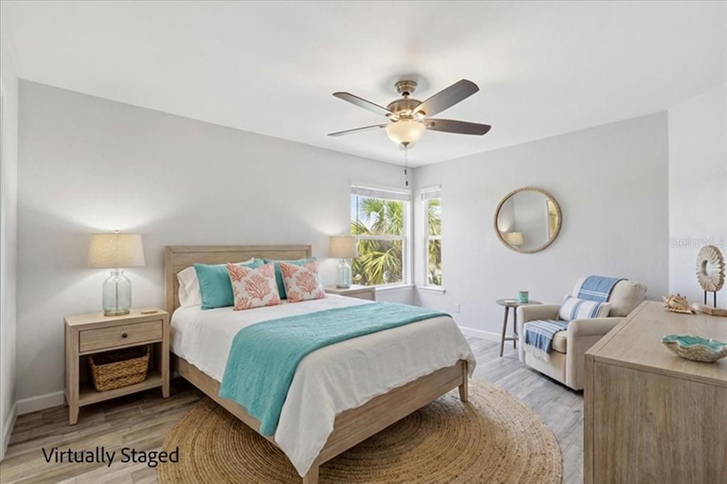 En Venta: $369,900 (2 camas, 2 baños, 1038 Pies cuadrados)