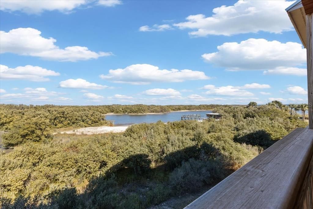 En Venta: $369,900 (2 camas, 2 baños, 1038 Pies cuadrados)