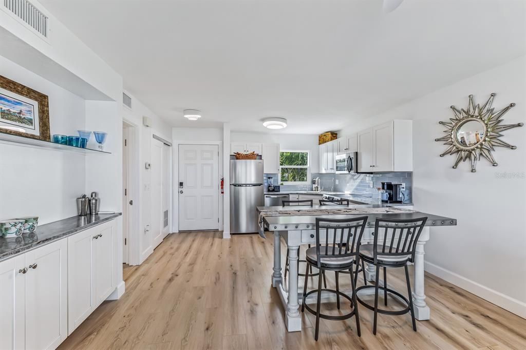En Venta: $739,000 (1 camas, 1 baños, 784 Pies cuadrados)