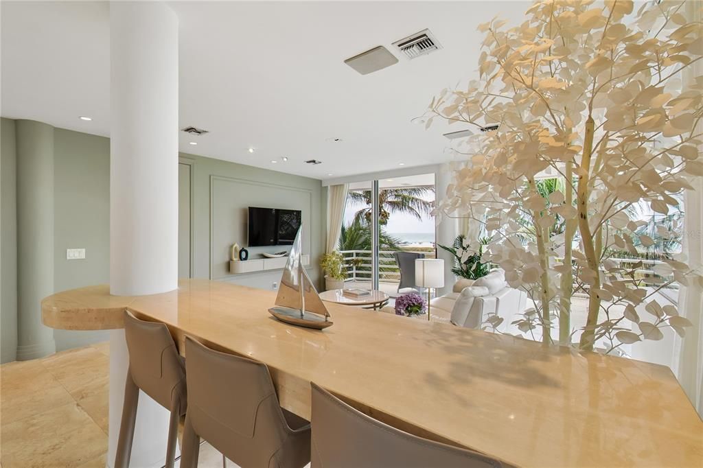 For Sale: $8,750,000 (3 beds, 2 baths, 4750 Square Feet)