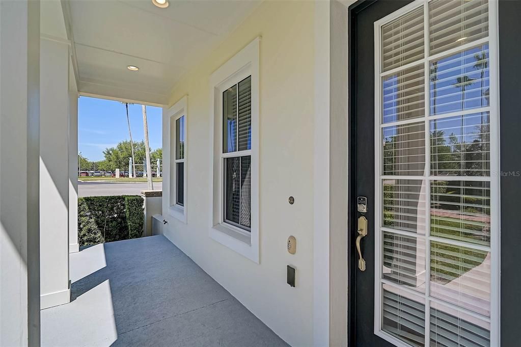 For Sale: $797,000 (3 beds, 3 baths, 2292 Square Feet)