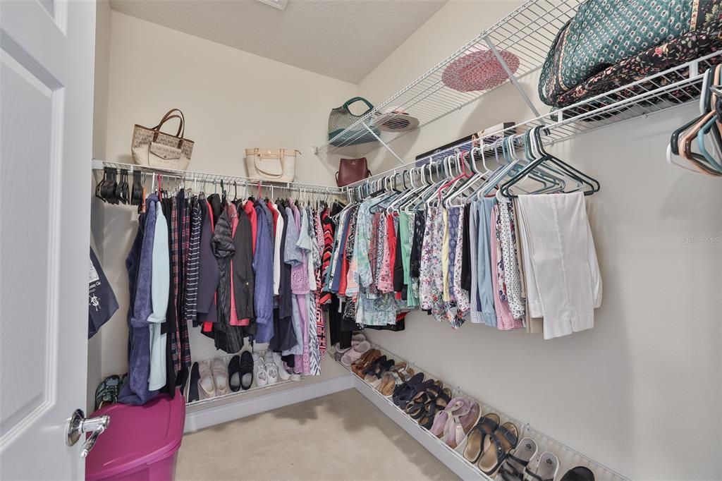 合同活跃: $289,000 (3 贝兹, 2 浴室, 1616 平方英尺)