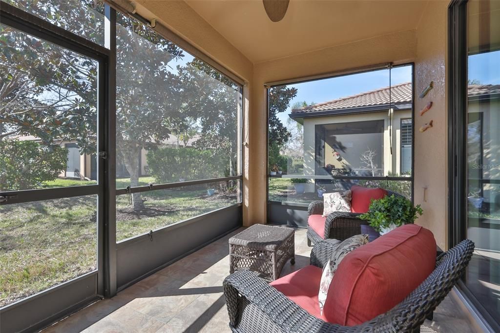 合同活跃: $289,000 (3 贝兹, 2 浴室, 1616 平方英尺)