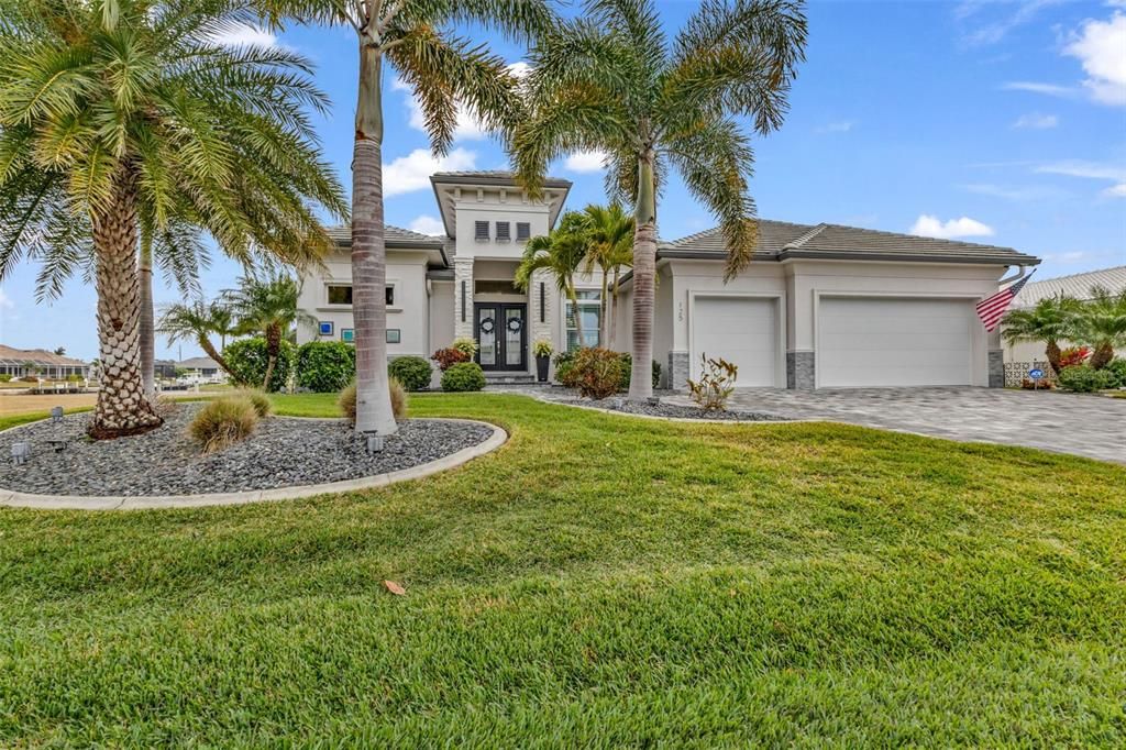 На продажу: $1,547,000 (3 спален, 2 ванн, 2571 Квадратных фут)