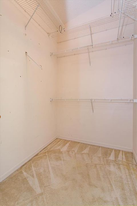 Active With Contract: $325,000 (3 beds, 2 baths, 1390 Square Feet)