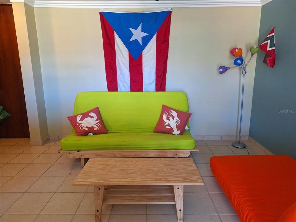 En Venta: $200,000 (1 camas, 1 baños, 1082 Pies cuadrados)