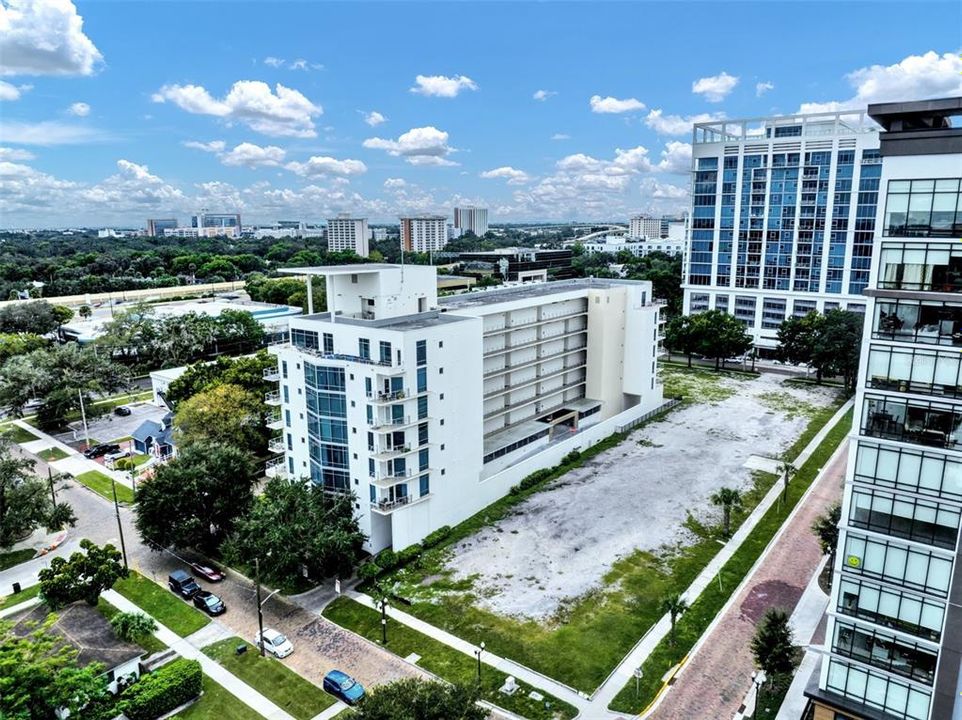 На продажу: $879,900 (3 спален, 2 ванн, 2009 Квадратных фут)