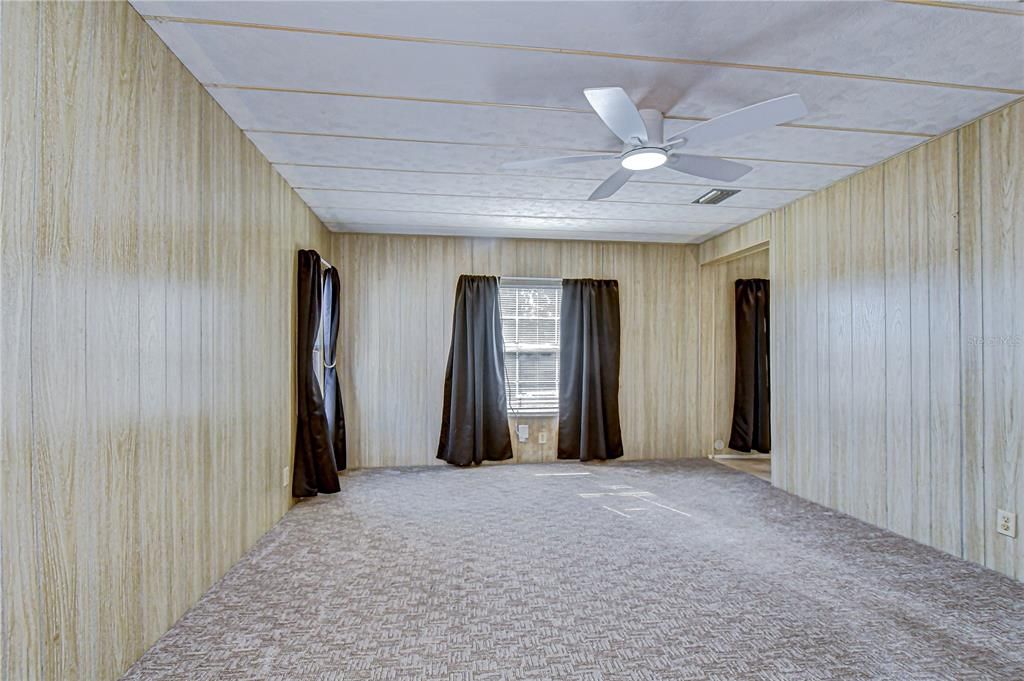 Activo con contrato: $89,900 (2 camas, 2 baños, 1152 Pies cuadrados)