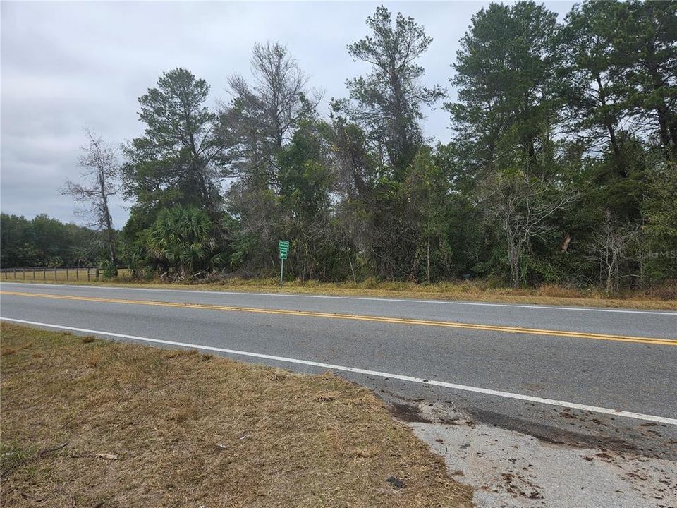 На продажу: $149,000 (2.03 acres)