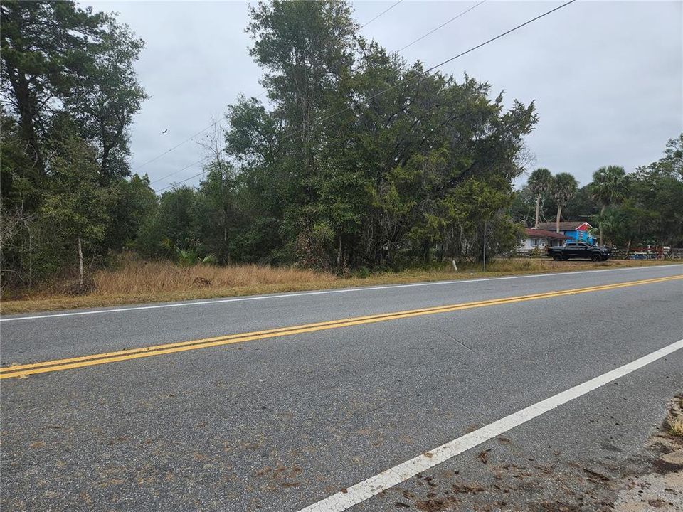 На продажу: $149,000 (2.03 acres)