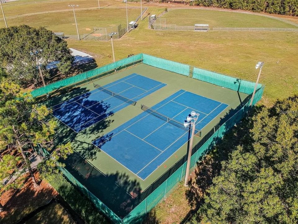 For Sale: $207,900 (3 beds, 2 baths, 1408 Square Feet)