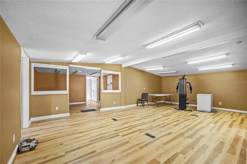 For Sale: $349,900 (0 beds, 0 baths, 4307 Square Feet)