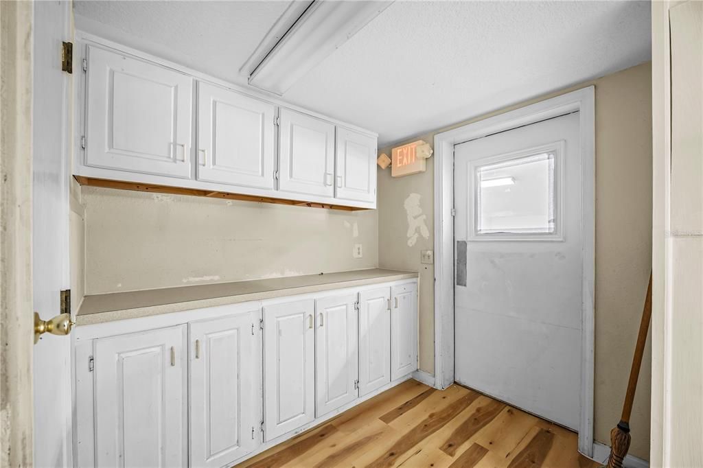 For Sale: $349,900 (0 beds, 0 baths, 4307 Square Feet)