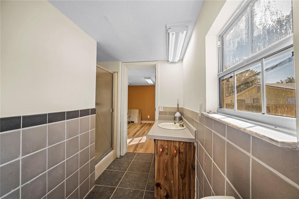 For Sale: $349,900 (0 beds, 0 baths, 4307 Square Feet)