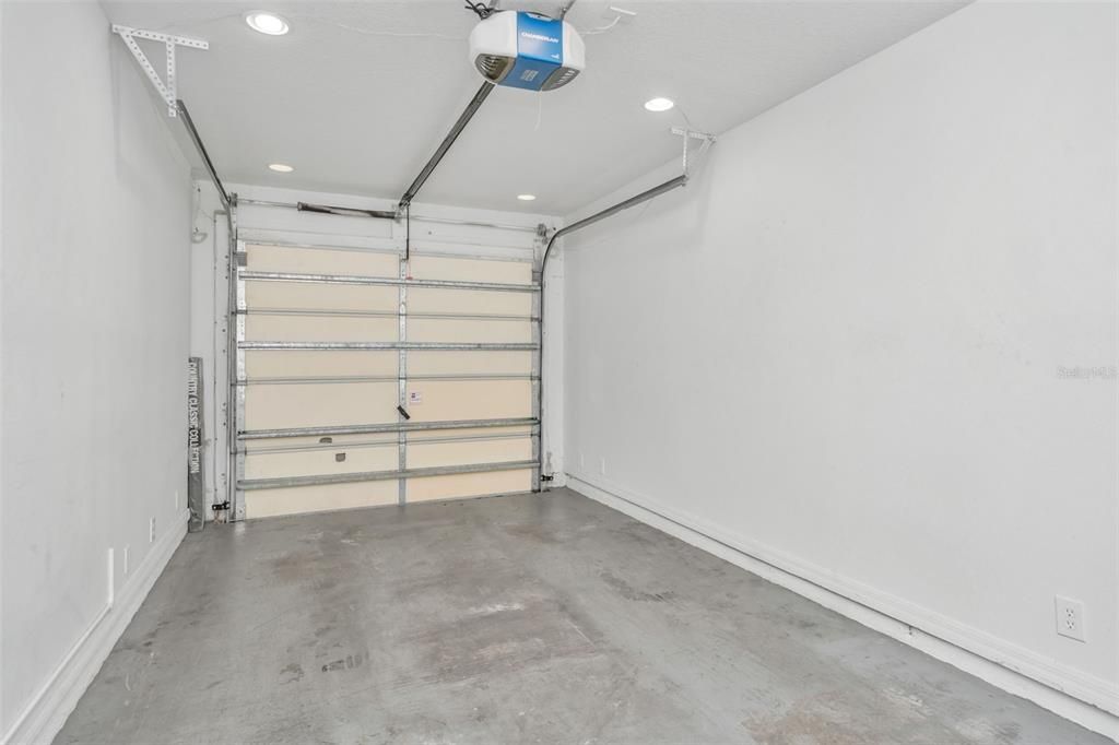 En Venta: $250,000 (3 camas, 2 baños, 1675 Pies cuadrados)