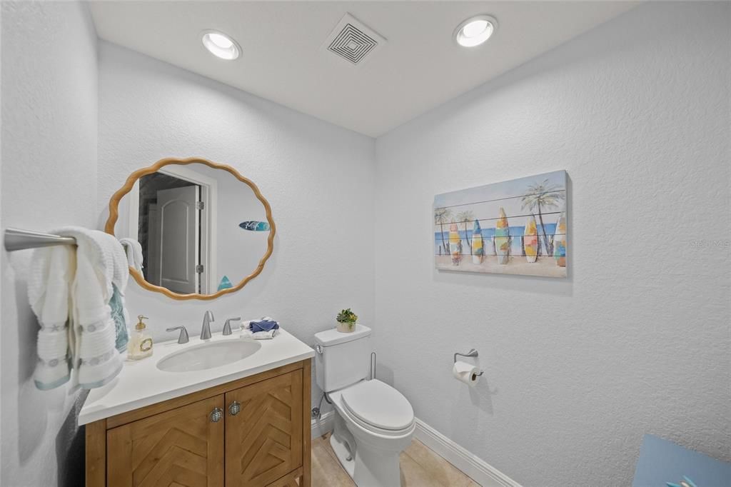 For Sale: $899,995 (3 beds, 2 baths, 2199 Square Feet)
