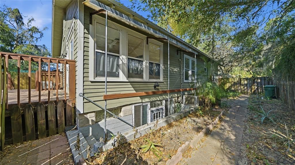 En Venta: $415,000 (5 camas, 2 baños, 1344 Pies cuadrados)