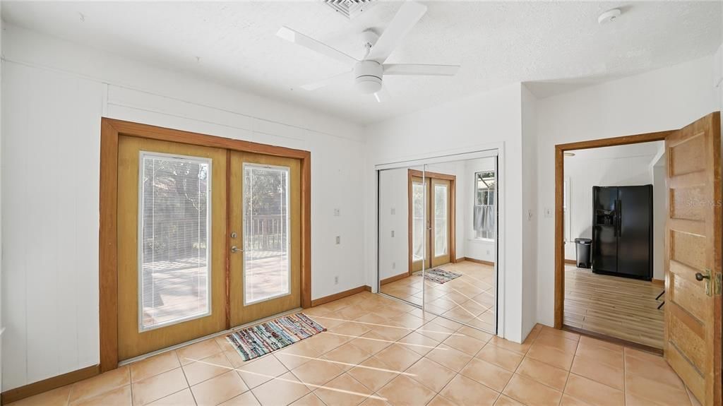 En Venta: $415,000 (5 camas, 2 baños, 1344 Pies cuadrados)