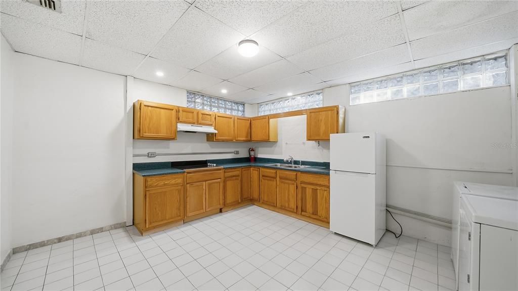 En Venta: $415,000 (5 camas, 2 baños, 1344 Pies cuadrados)