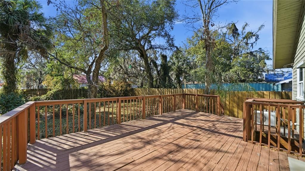 En Venta: $415,000 (5 camas, 2 baños, 1344 Pies cuadrados)