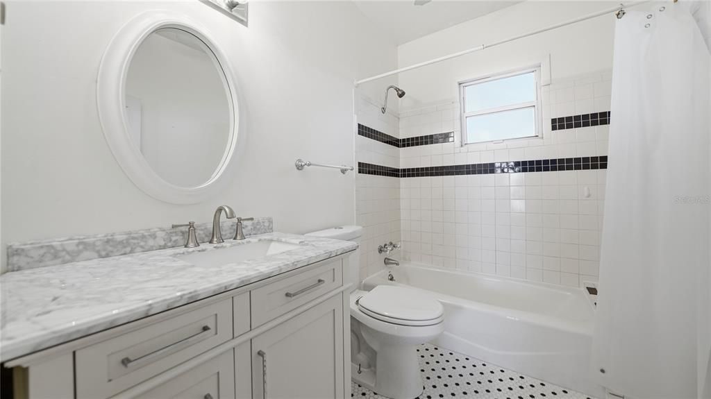 En Venta: $415,000 (5 camas, 2 baños, 1344 Pies cuadrados)