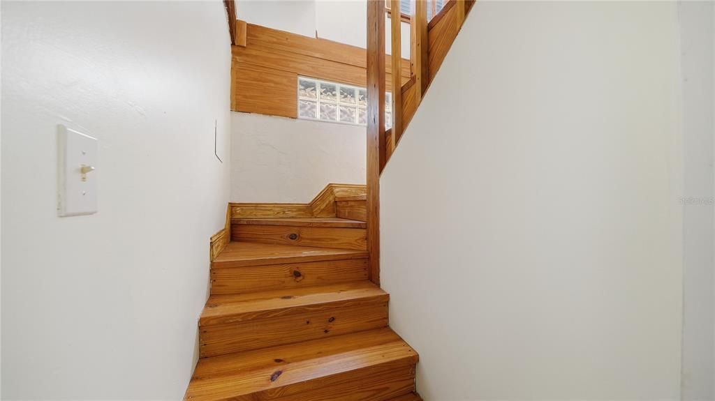 En Venta: $415,000 (5 camas, 2 baños, 1344 Pies cuadrados)