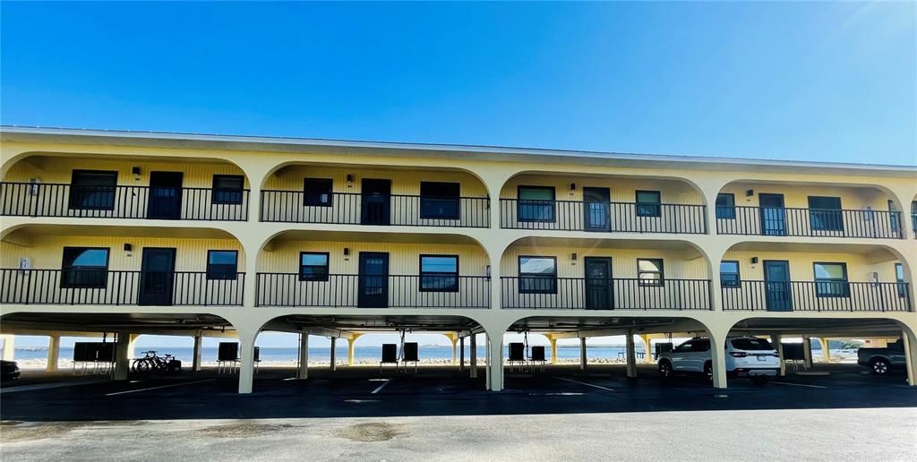 For Rent: $1,900 (2 beds, 2 baths, 1150 Square Feet)