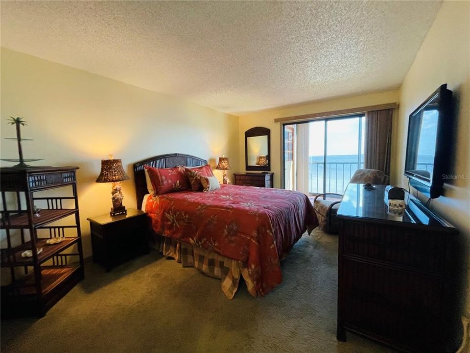 For Rent: $1,900 (2 beds, 2 baths, 1150 Square Feet)