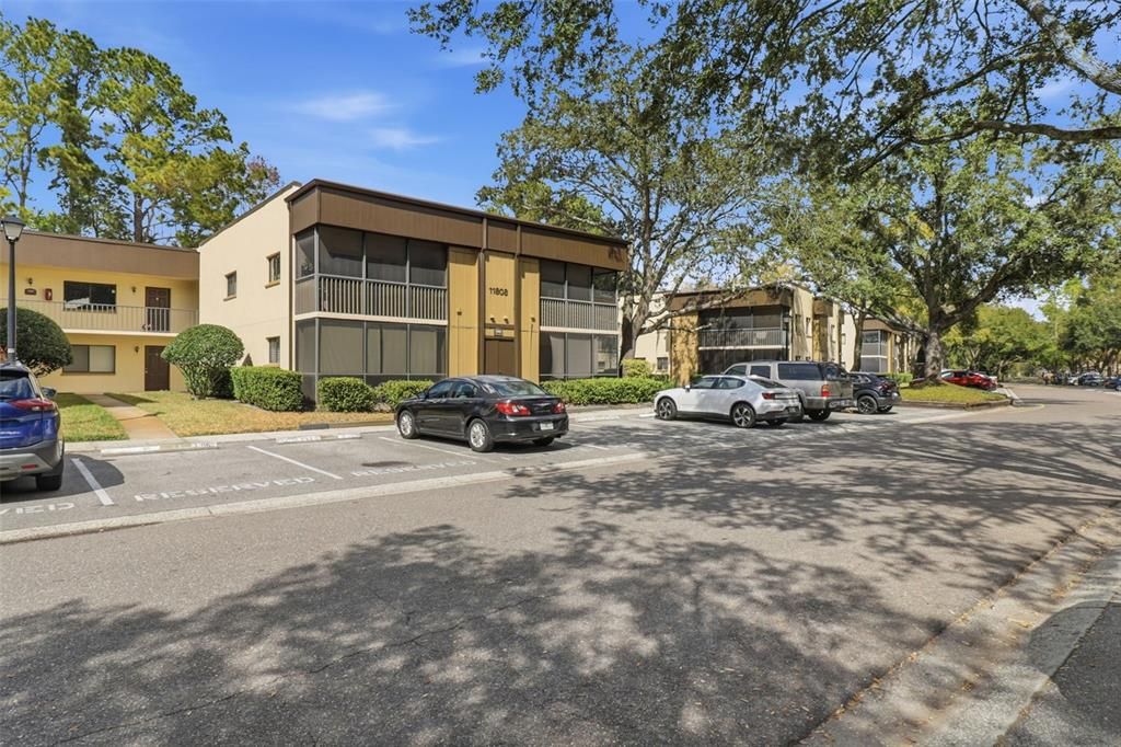 Activo con contrato: $123,900 (1 camas, 1 baños, 800 Pies cuadrados)