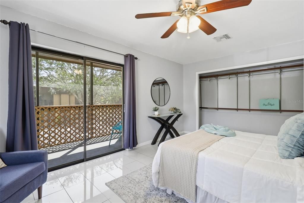 Activo con contrato: $123,900 (1 camas, 1 baños, 800 Pies cuadrados)
