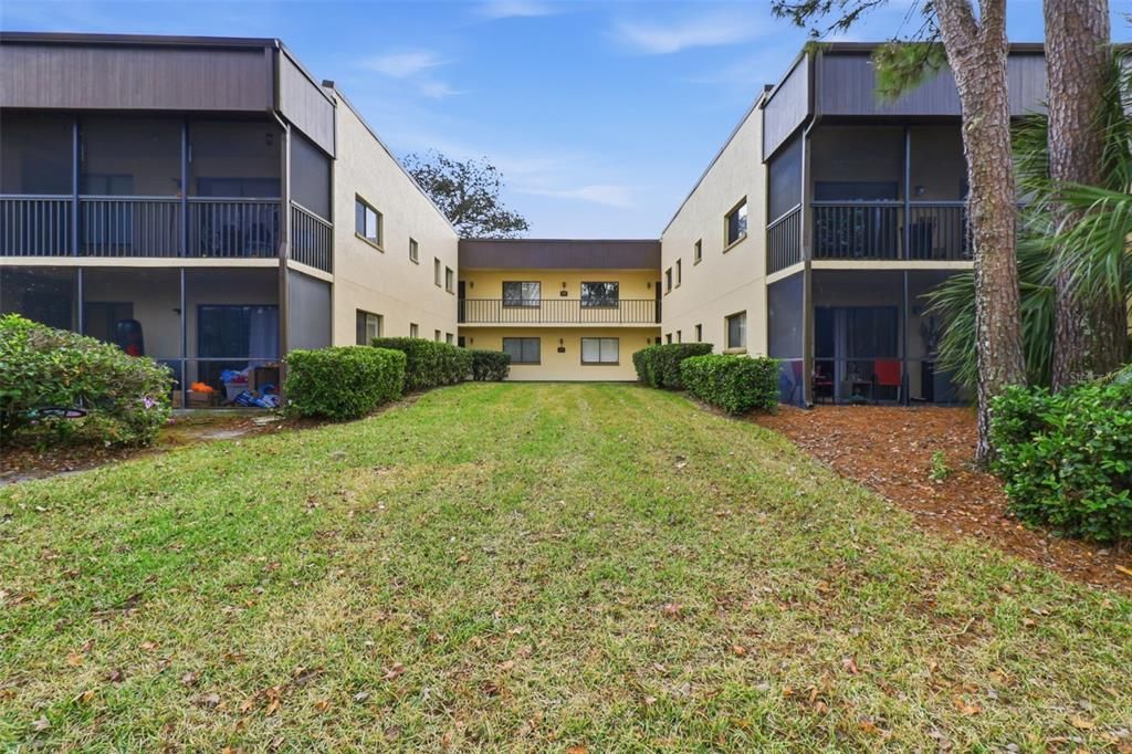 Activo con contrato: $123,900 (1 camas, 1 baños, 800 Pies cuadrados)