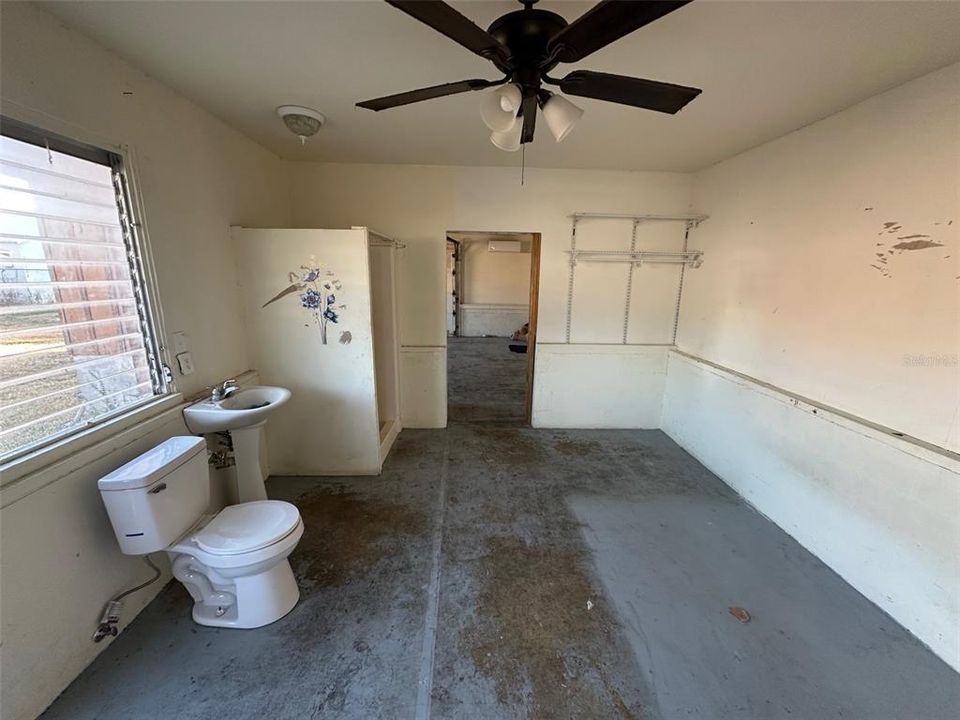 For Sale: $180,000 (0 beds, 0 baths, 780 Square Feet)