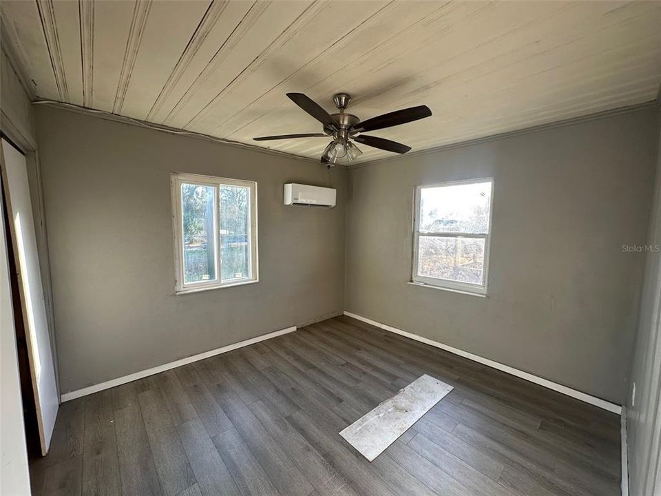 For Sale: $180,000 (0 beds, 0 baths, 780 Square Feet)